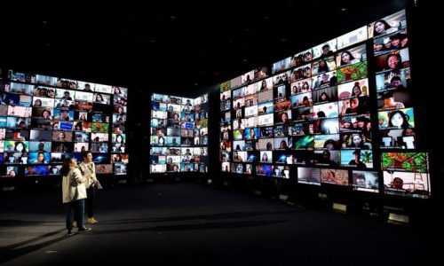 Virtual & Physical Boardrooms